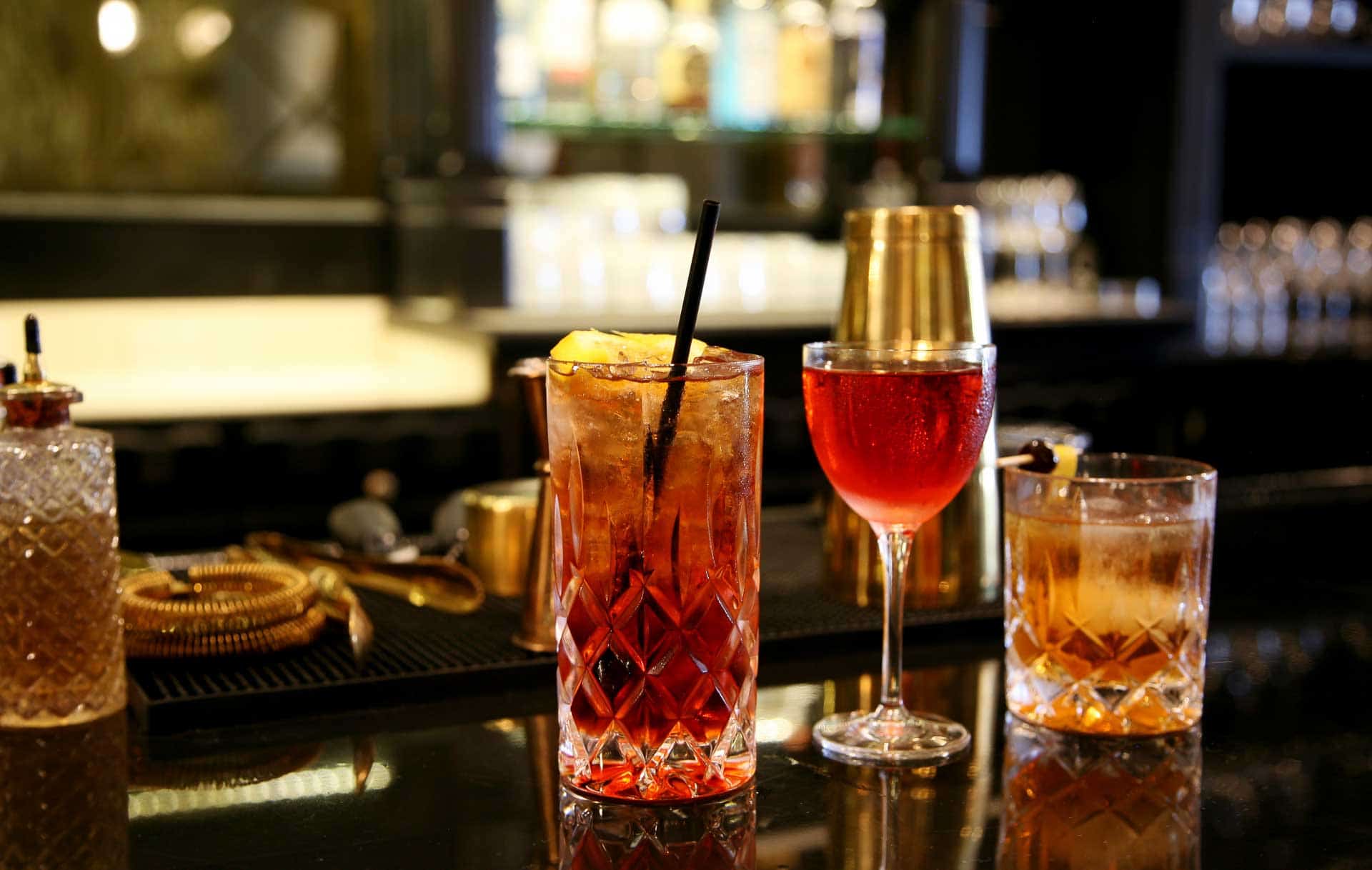 Cocktails on the bar at Parchetto bistro